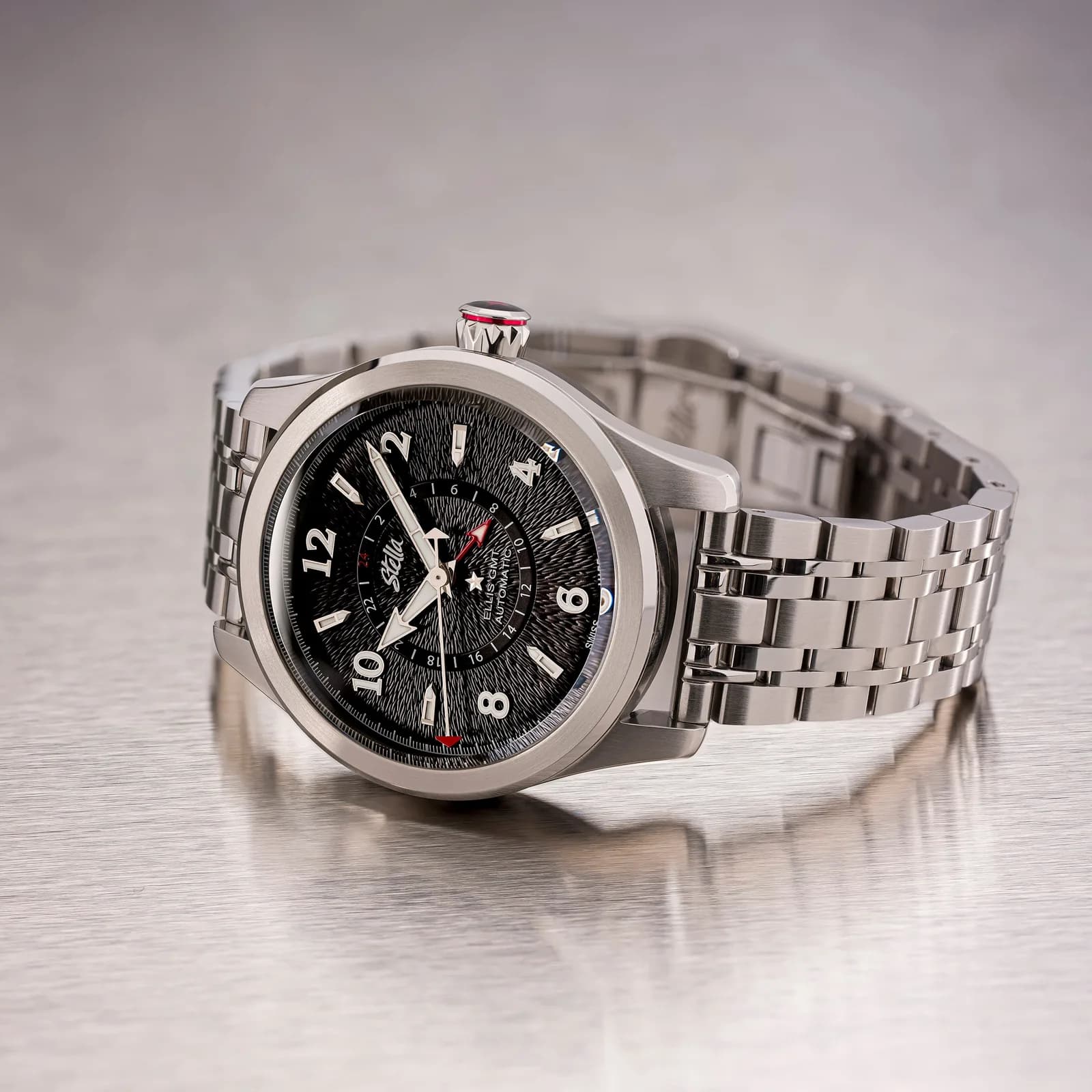 Ellis GMT Black