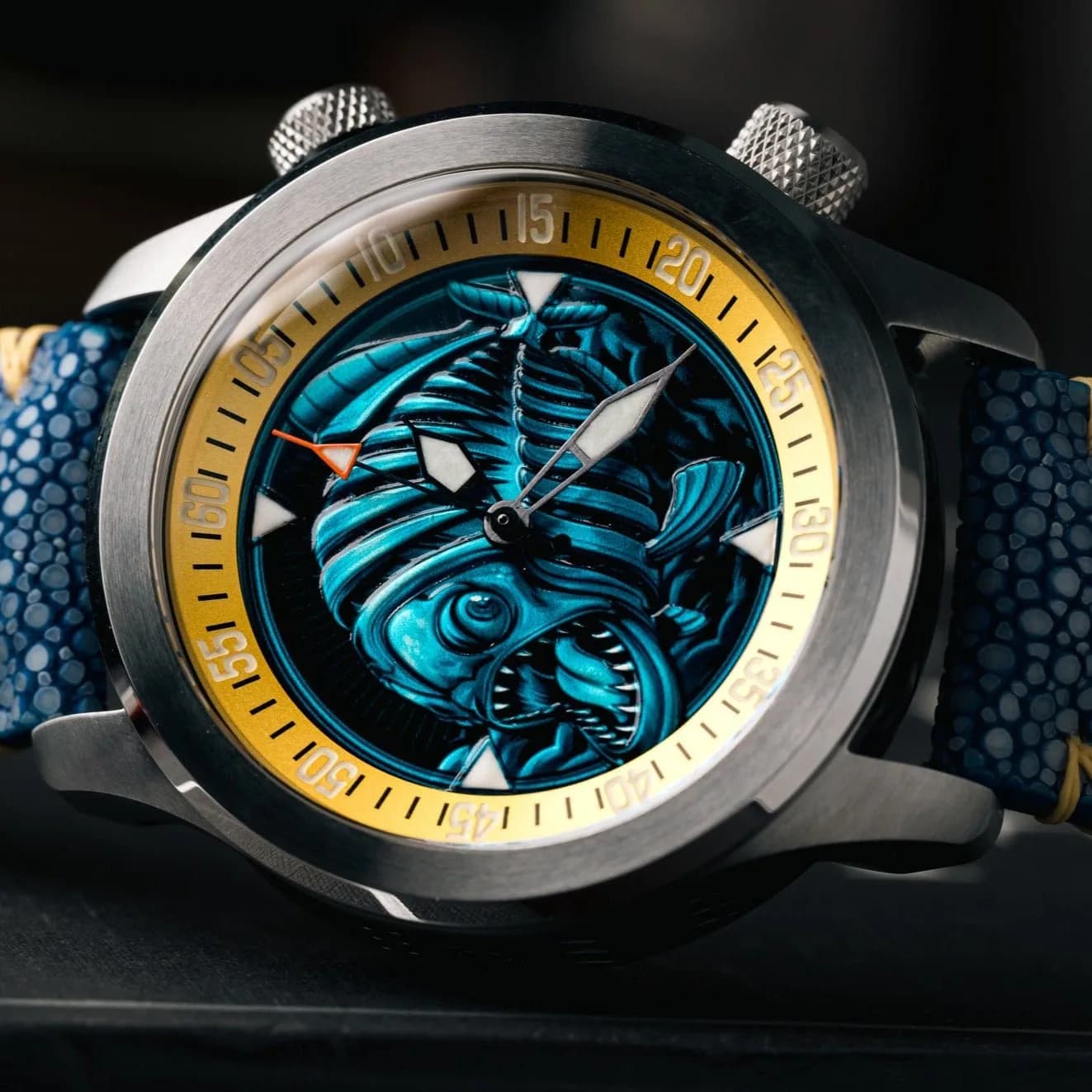 Ocean Crawler Piranha - Blue/Yellow - Prototype