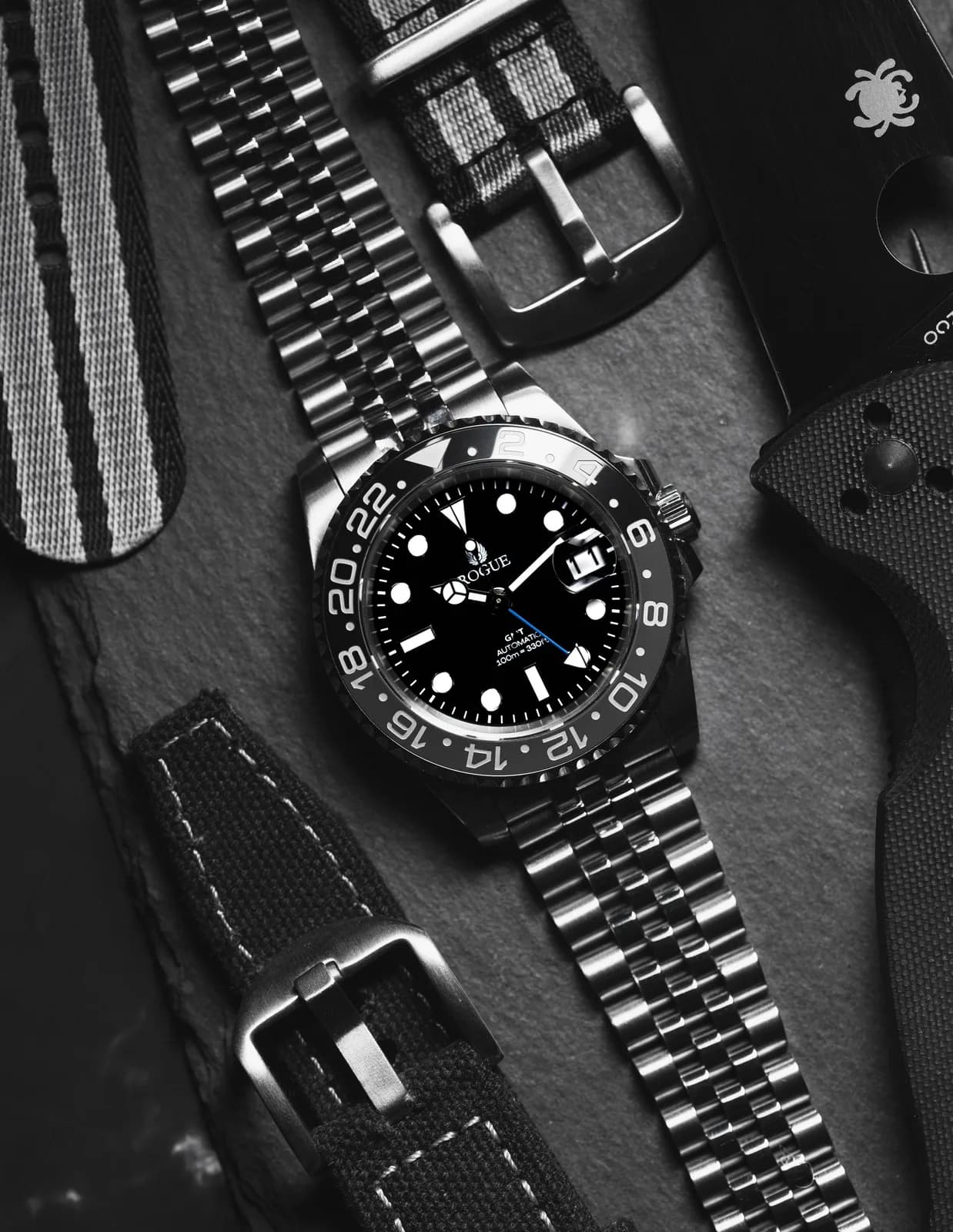 DARK KNIGHT / BRUCE WAYNE GMT