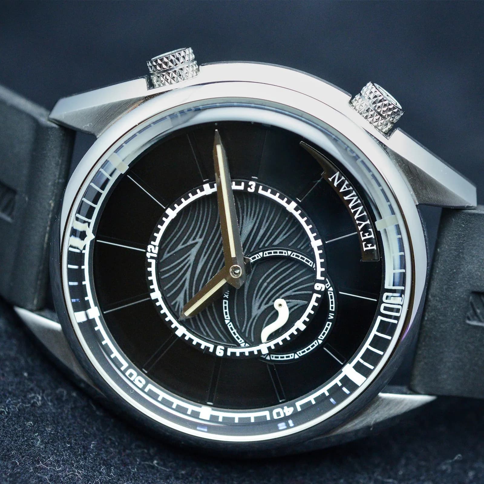 Feynman Cove "Vintage"
