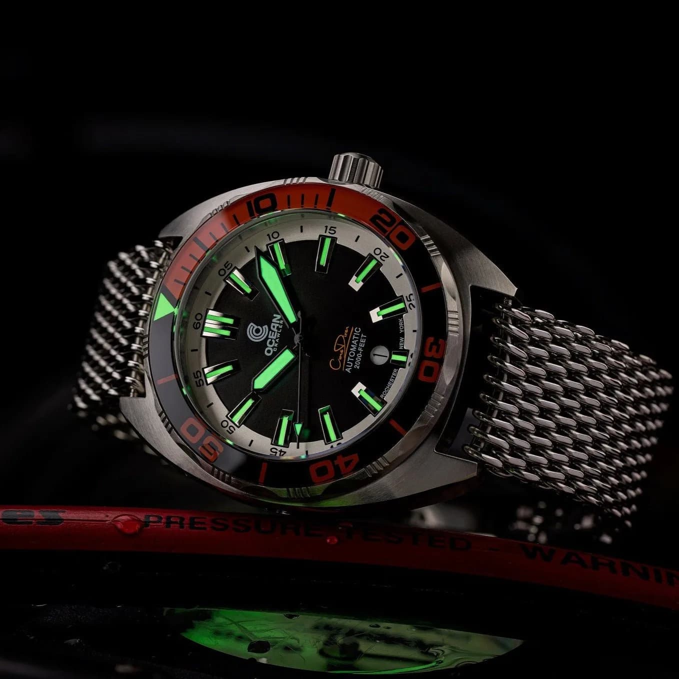 Ocean Crawler Core Diver V3 - Red Bezel - Store Sample