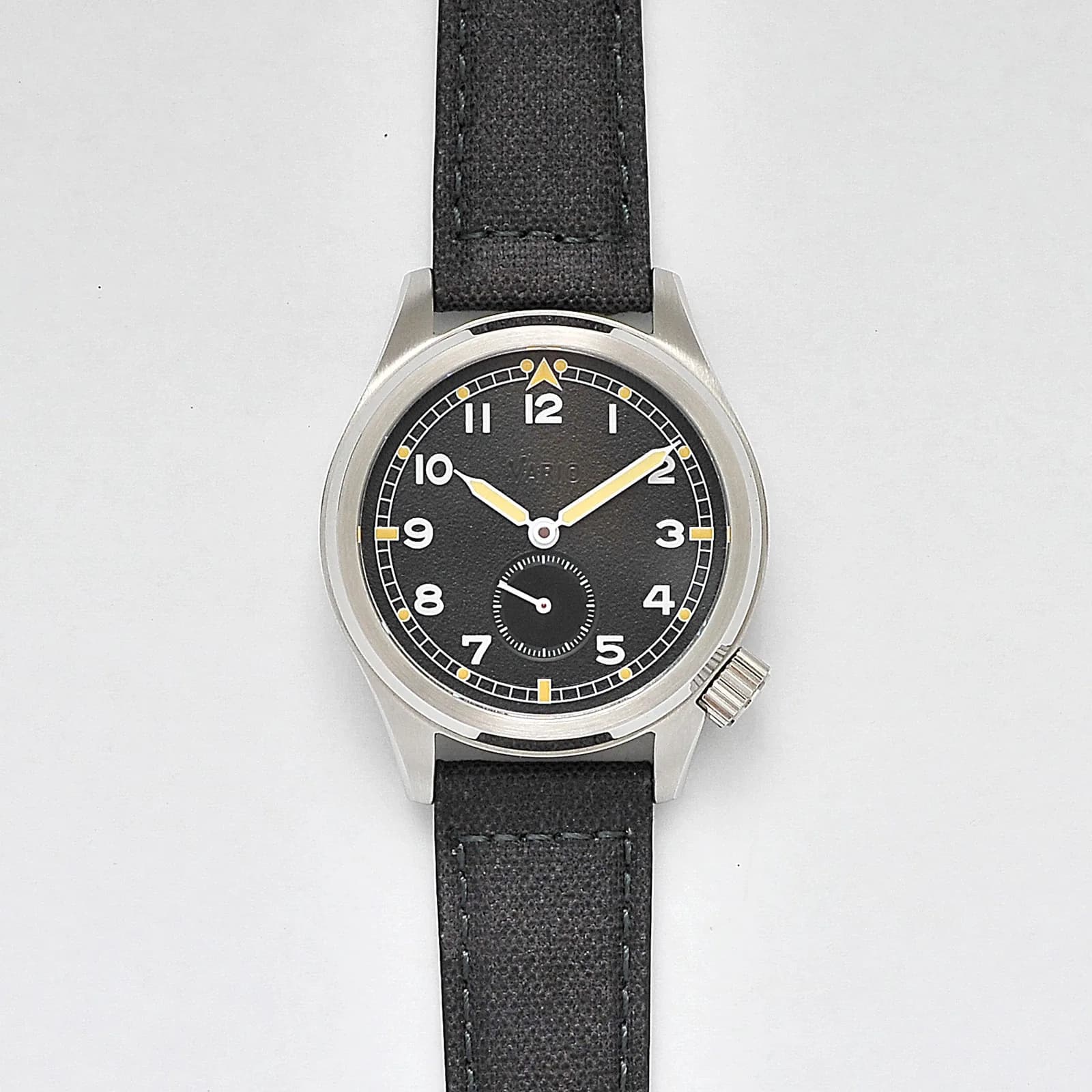 Vario 1945 D12 Shadow Grey Field Watch