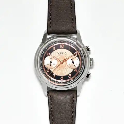 VARIOeveryday Vario Empire Salmon Tuxedo Tachymètre MecaQuartz Chronograph Watch