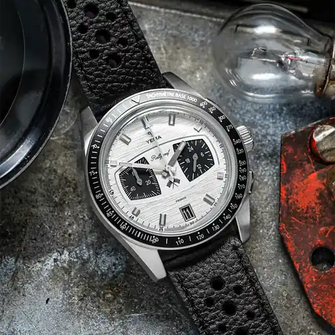 YEMA Watches Rallygraf Meca-Quartz II Panda
