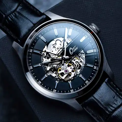 EONIQ Workshop Custom Mechanical Watch | 44mm | Eoniq Navigator 2 - Premium Brushed Silver