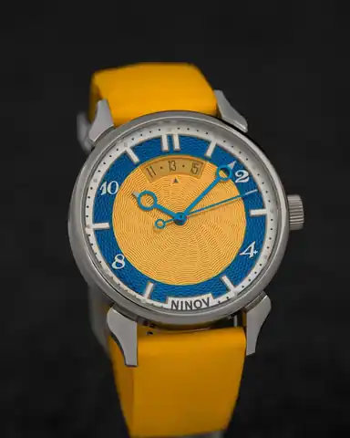 Ninov Watch Co Ninov NV03 Yellow