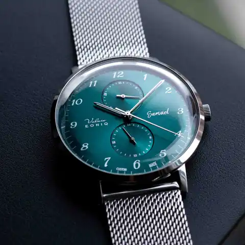 EONIQ Workshop Custom Mechanical-Quartz Hybrid Watch | 40mm | Eoniq VA-103M