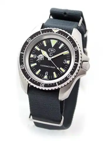 Cabot Watch Company Rancd Quartz Divers Watch With Personalised Case Back