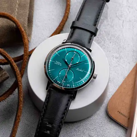 EONIQ Workshop Custom Mechanical-Quartz Hybrid Watch | 36mm | Eoniq VA-002F