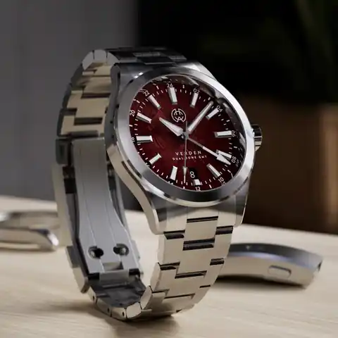 Henry Archer Denmark Verden GMT Meteorite - Spectral Red