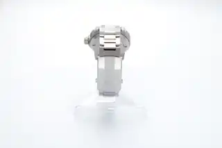 Rear view of the bracelet and clasp.